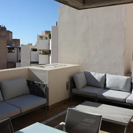 121 - 3 Bedroom With Private Pool *