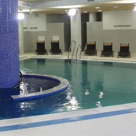 121 - 3 Bedroom With Private Pool Estepona